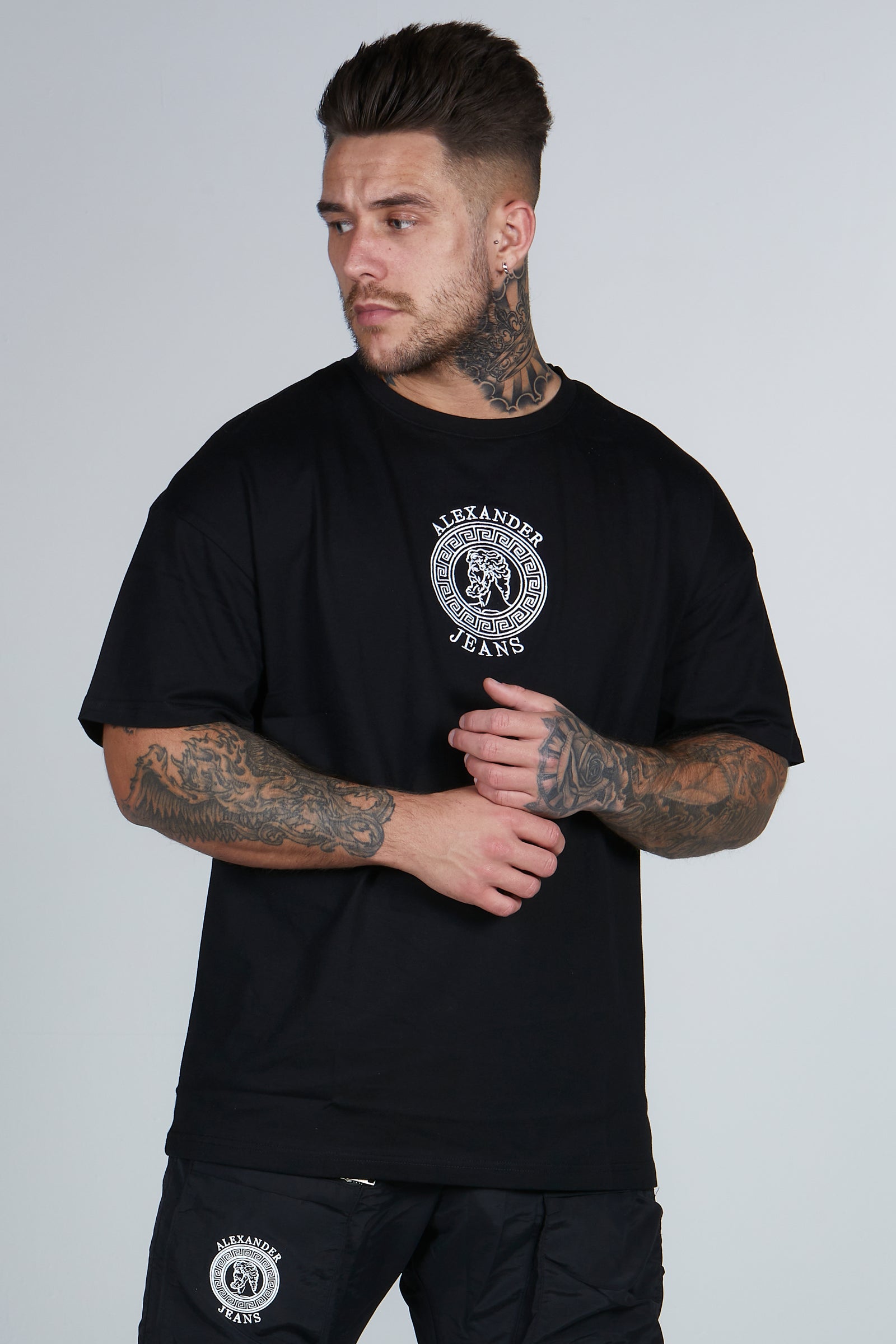 Tシャツ・カットソー LAUGHER Menades T-shirt Black TS38 SUBLIMATION/ Logo mesh Oversize Tee BLACK | BIN